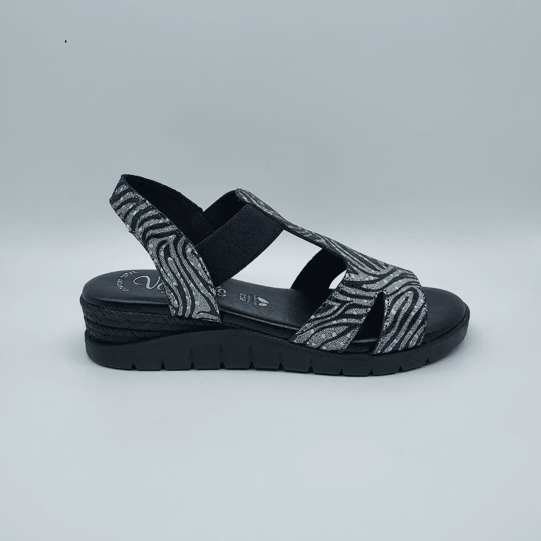 2032 NEGRO (1)