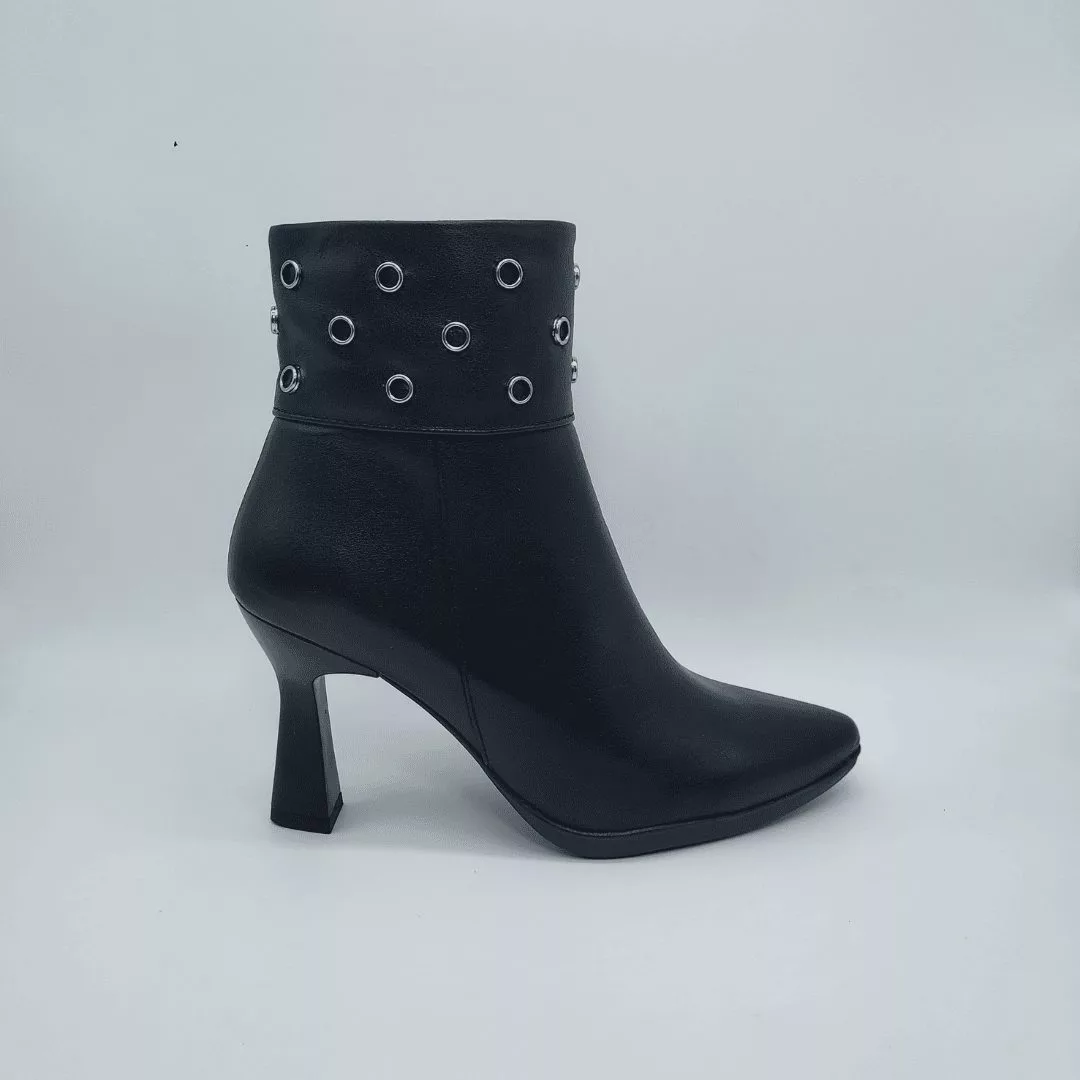 SAGA 11 NEGRO (1)