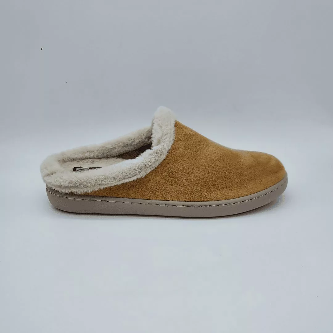 8601-15 CUERO (1) 8601-15 CUERO (1)