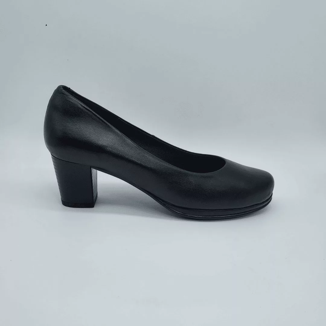 HALF 1 NEGRO (1) HALF 1 NEGRO (1)